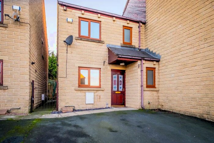 3 Bedroom Semi-Detached House To Rent In Bradley View, Holywell Green, Halifax, HX4