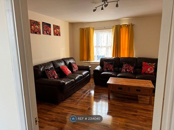 3 Bedroom Terraced House To Rent In Chamberlayne Avenue, Wembley, HA9