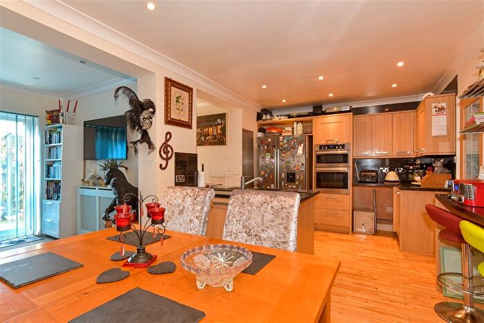 3 Bedroom Terraced House For Sale In Chapel Street, Minster-On-Sea, Sheerness, Kent, ME12