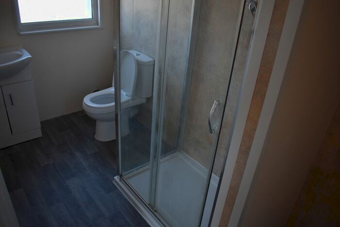 2 Bedroom Flat To Rent In Church Street, St Peters, CT10