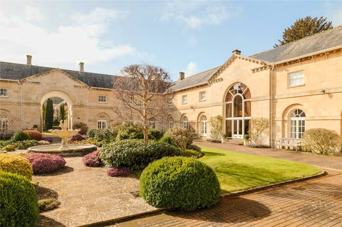 1 Bedroom Mews For Sale In Sherborne Stables, Sherborne, Gloucestershire, GL54