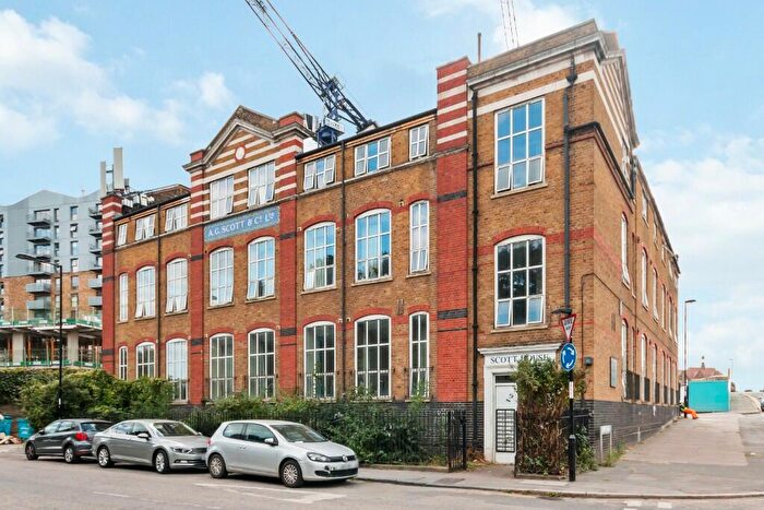 1 Bedroom Flat To Rent In Grove Street, London, SE8