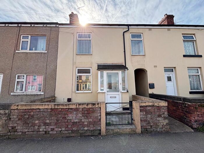 3 Bedroom Terraced House To Rent In Lowgates, Staveley, Chesterfield, S43