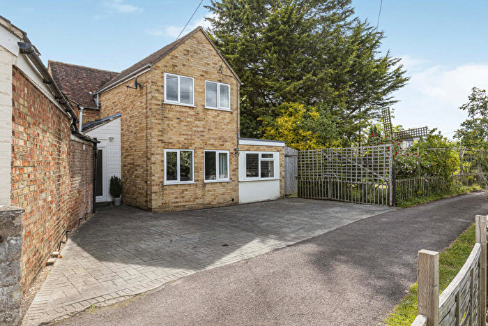 4 Bedroom Detached House For Sale In Green Lane, Upper Arncott, OX25