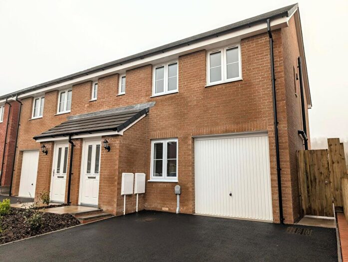 3 Bedroom Semi-Detached House To Rent In Heol Y Drudwy, Llanilid, Pontyclun, CF72