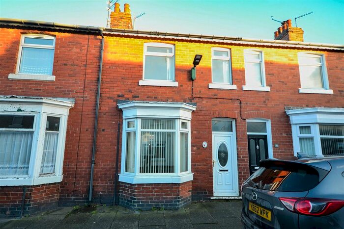 2 Bedroom Terraced House To Rent In High Row, Loftus, Saltburn-By-The-Sea, TS13