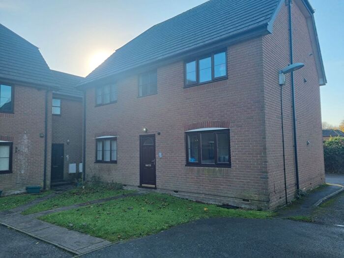 1 Bedroom Flat To Rent In Sandford Lane, Wareham, Dorset, BH20