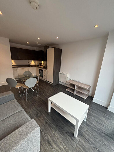 2 Bedroom Flat To Rent In The Foundry, - Carver Street, Birmingham, West Midlands, B1