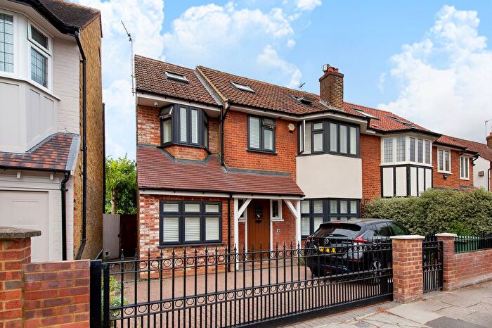 Studio To Rent In Gordon Avenue, Mortlake, SW14