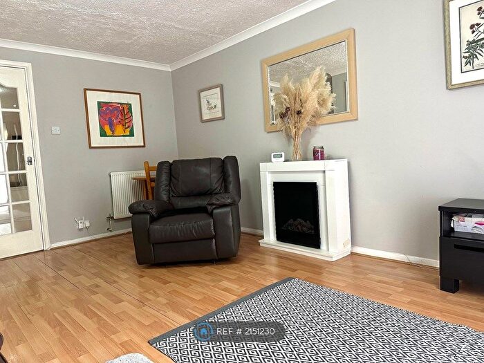 2 Bedroom Semi-Detached House To Rent In Trevithick Close, Feltham, TW14