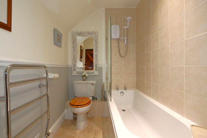 2 Bedroom Cottage For Sale In The Nook, Barrow-On-Trent, DE73