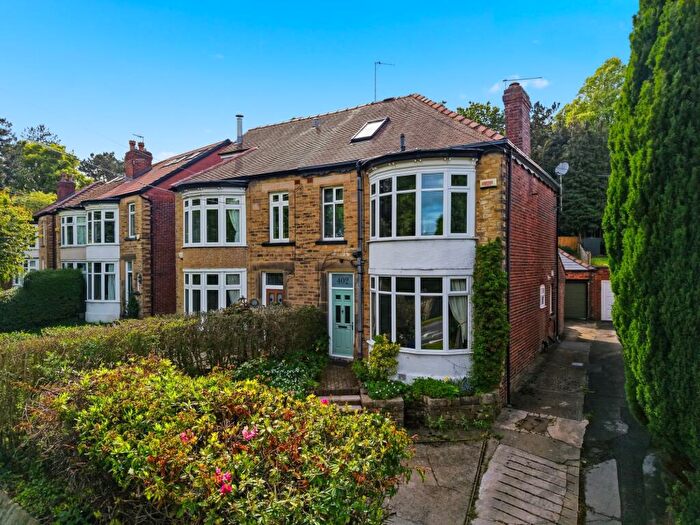 3 Bedroom Semi-Detached House For Sale In Ecclesall Road South, Sheffield, S11