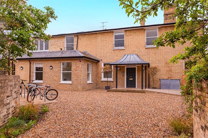 1 Bedroom Apartment To Rent In Maids Causeway, Cambridge, CB5