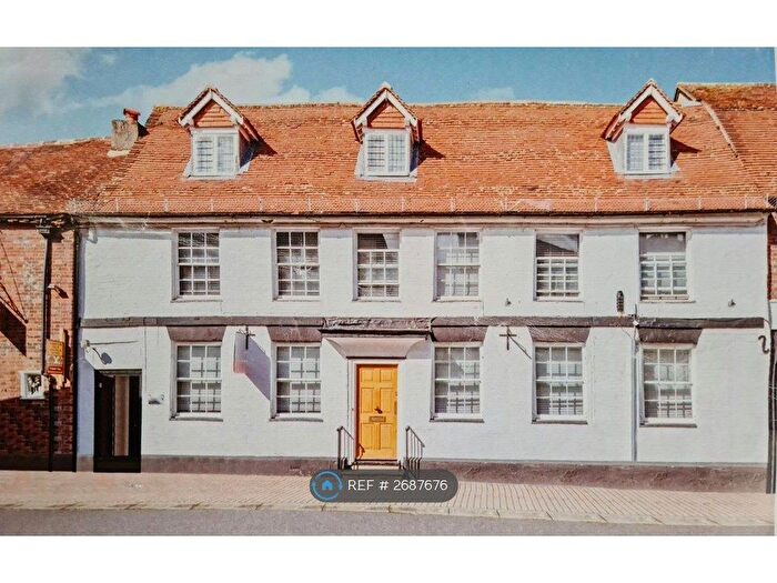 1 Bedroom Flat To Rent In Newbury St, Wantage, OX12