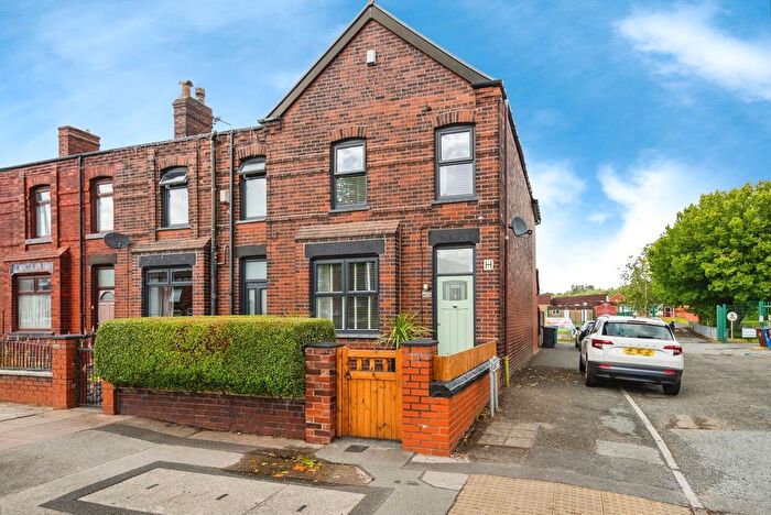 3 Bedroom End Of Terrace House For Sale In Wigan Road, Hindley, Wigan, Greater Manchester, WN2