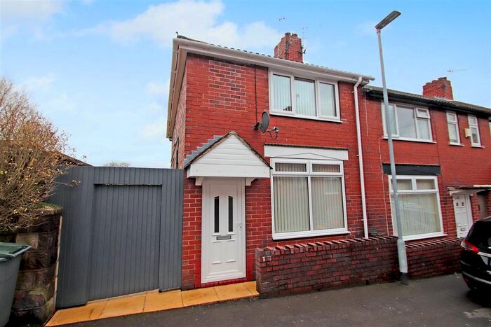 2 Bedroom End Of Terrace House To Rent In Prime Street, Northwood, Stoke-On-Trent, ST1