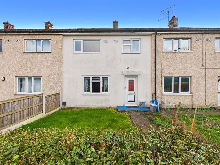 3 Bedroom Property For Sale In Gwenfro, Wrexham, LL13