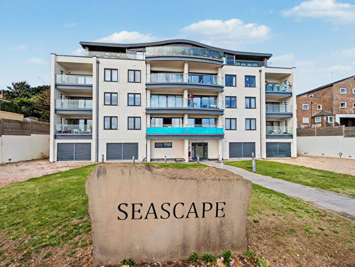 3 Bedroom Apartment For Sale In Seascape, Sandgate, Kent, CT20