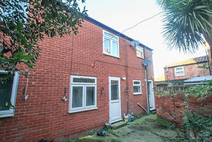 1 Bedroom Flat To Rent In Queens Place, Albion Road, Great Yarmouth, NR30