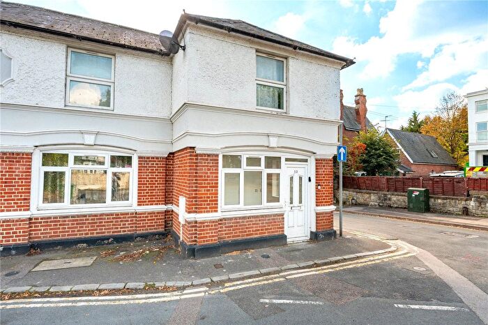 1 Bedroom Flat For Sale In Bower Lane, Maidstone, Kent, ME16