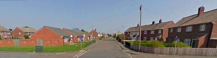 2 Bedroom Detached Bungalow To Rent In Battery Street, Immingham, Doncaster DN40