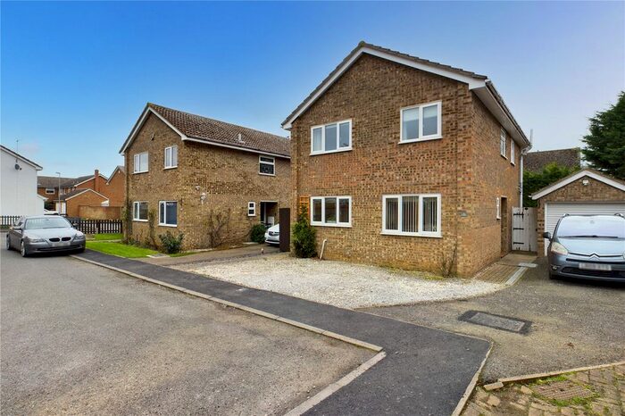 4 Bedroom Detached House For Sale In Town Orchard, Southoe, St. Neots, Cambridgeshire, PE19