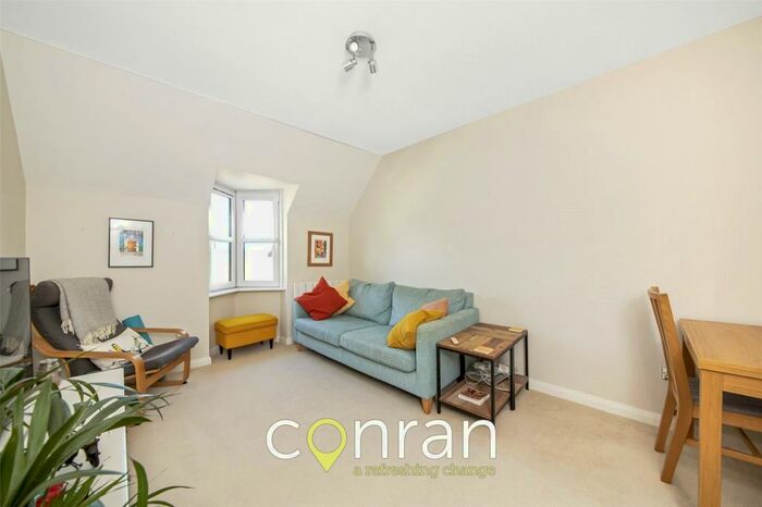 2 Bedroom Apartment To Rent In Stephens Court, Endwell Road, Brockley, SE4