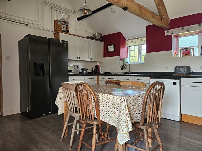 2 Bedroom Cottage To Rent In Foyle Hill, Shaftesbury, Dorset, SP7