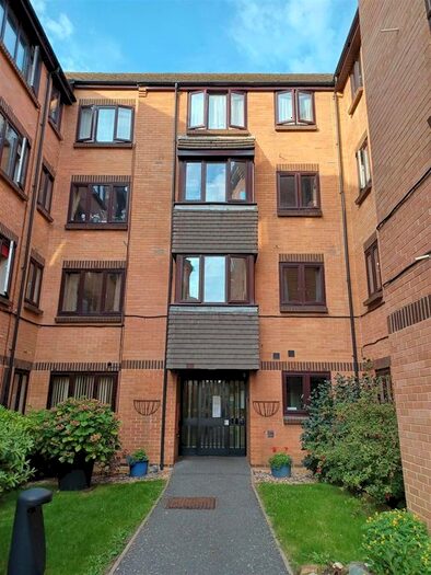 1 Bedroom Flat To Rent In Jonathans Court, Coffee Hall, Milton Keynes, MK6