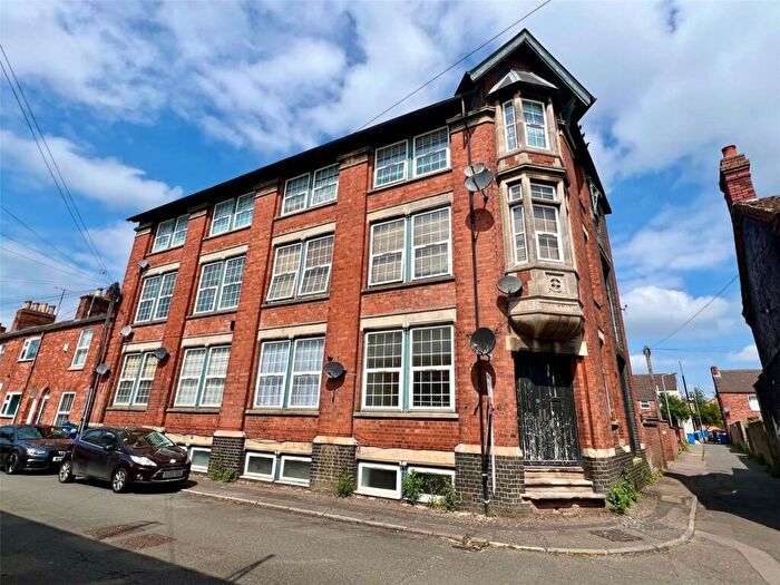 2 Bedroom Flat To Rent In Havelock Street, Kettering, NN16