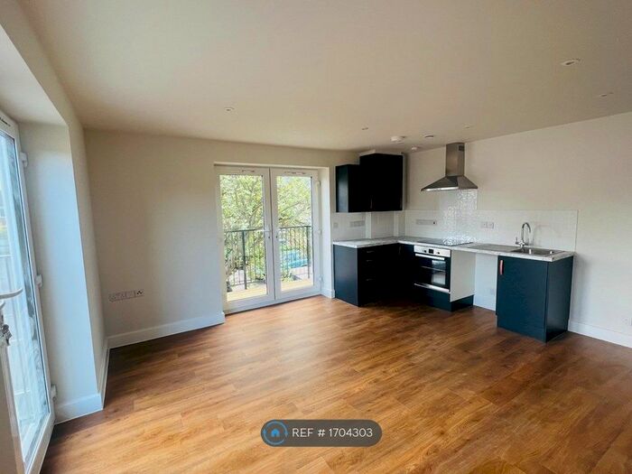 1 Bedroom Flat To Rent In Colwick Corner, Bournemouth, BH10