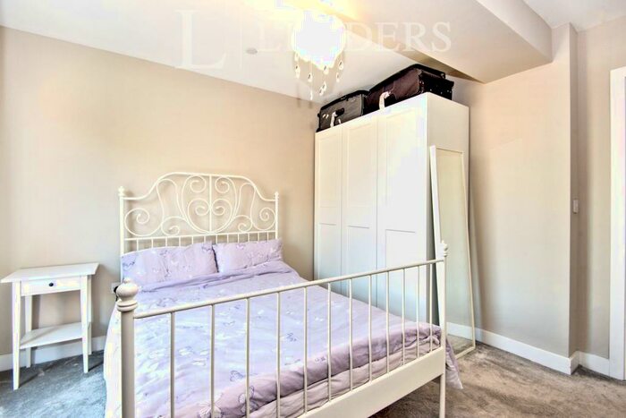 1 Bedroom Apartment To Rent In Beaumont Court, Southend On Sea, SS2
