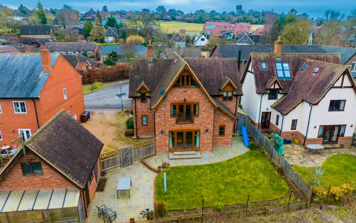 4 Bedroom Detached House For Sale In Cressmans Walk, Lilley Bottom Road, Whitwell, SG4