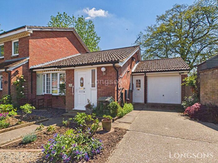 2 Bedroom Semi Detached House For Sale In Montagu Close, Swaffham, PE37