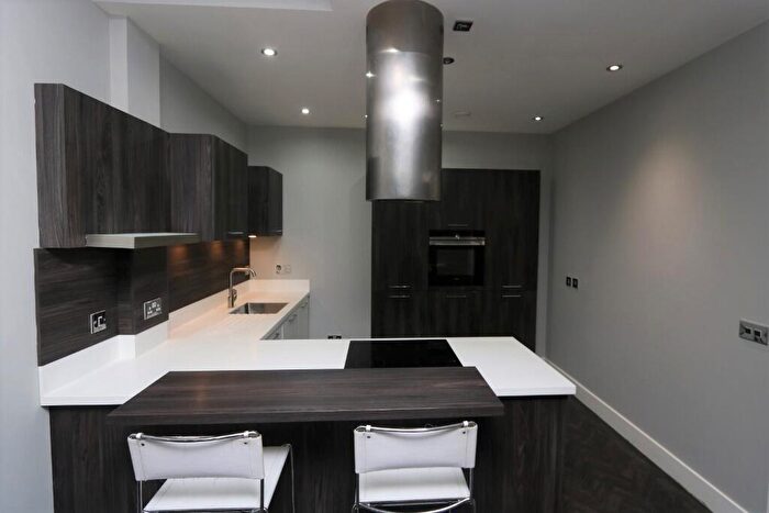 2 Bedroom Flat To Rent In Buchanan Street, Glasgow, G1