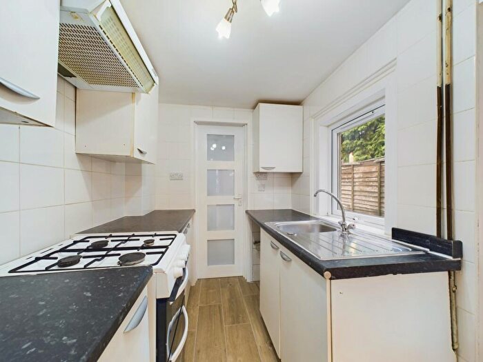 2 Bedroom Terraced House To Rent In Dogsthorpe Road, Peterborough, PE1