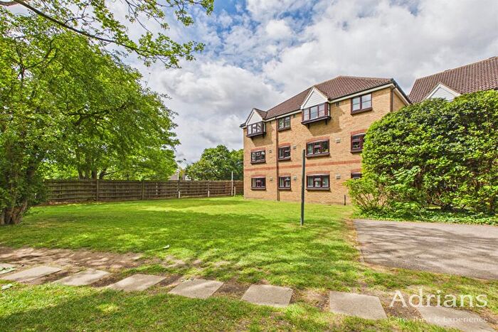 1 Bedroom Flat For Sale In Redmayne Drive, Chelmsford, CM2