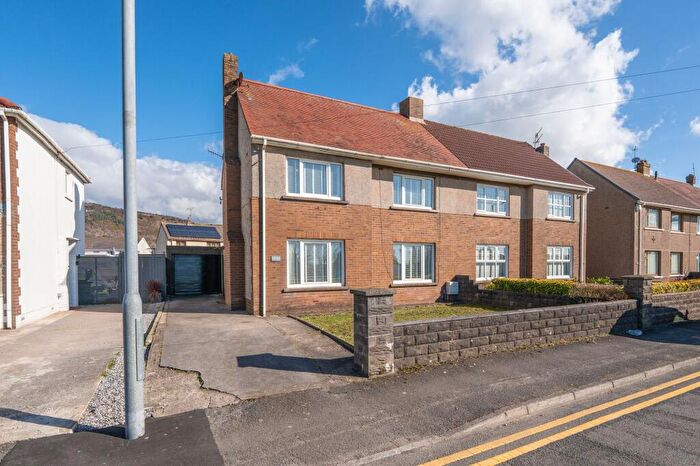 3 Bedroom Semi-Detached House For Sale In Vivian Park Drive, Port Talbot, Neath Port Talbot., SA12
