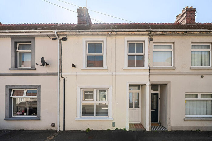 3 Bedroom Terraced House For Sale In St Peters Road, Milford Haven, SA73