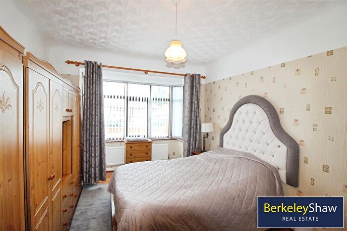 2 Bedroom Bungalow To Rent In Birchfield Way, Liverpool, L31