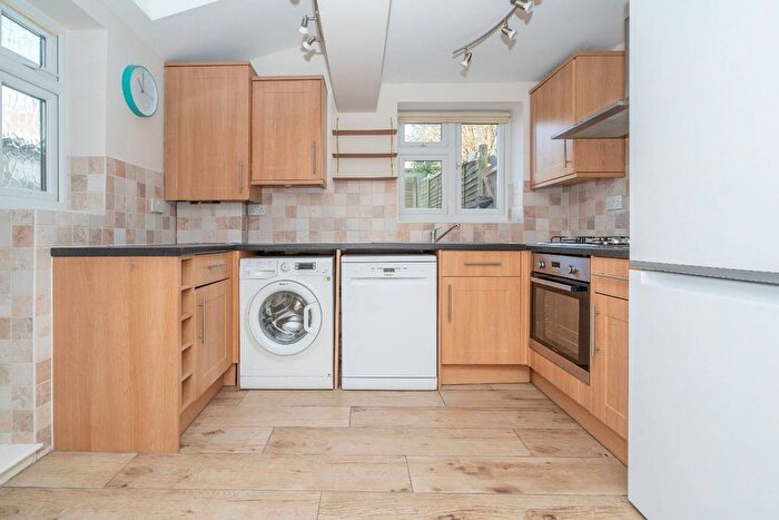 2 Bedroom Terraced House To Rent In Pinner Road, Bushey, Watford, WD19