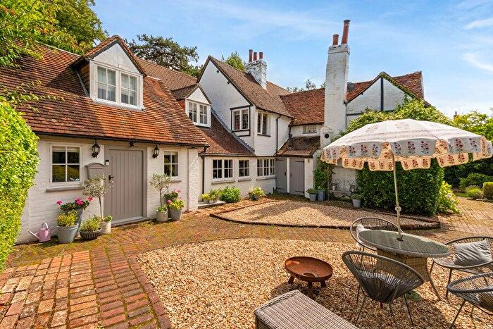 5 Bedroom Detached House For Sale In Cookham - Village Location, SL6