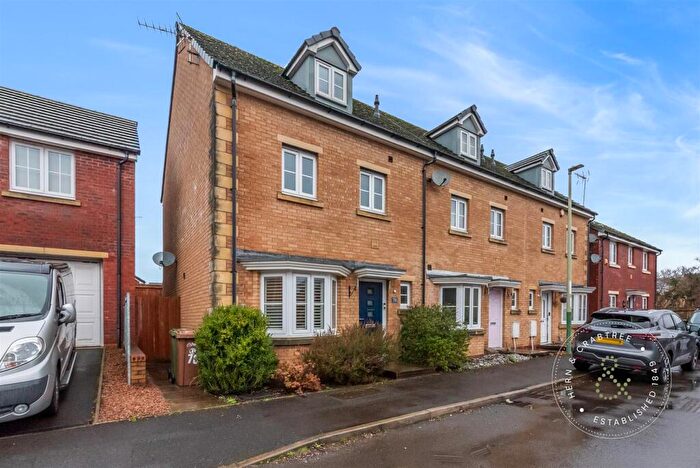 4 Bedroom End Of Terrace House For Sale In Meadowland Close, Caerphilly, CF83