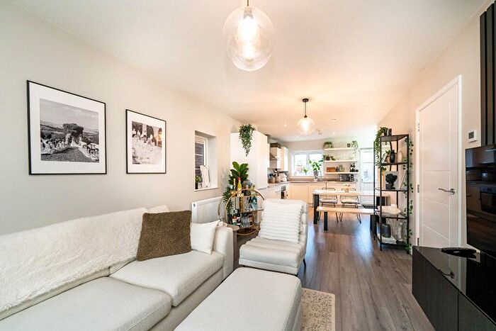 2 Bedroom Semi-Detached House For Sale In Bosworth Close, Hemel Hempstead, Hertfordshire, HP1