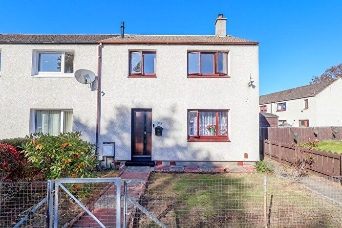 3 Bedroom End Terrace House For Sale In Beechwood Road, Inverness., IV2