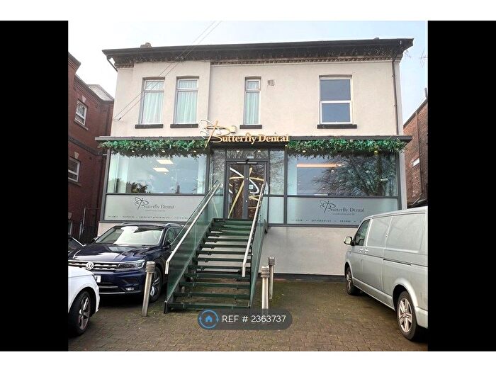 1 Bedroom Flat To Rent In Barrington Road, Altrincham, WA14