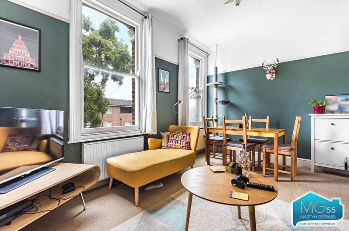 2 Bedroom Apartment To Rent In Sydney Road, Muswell Hill, London, N10