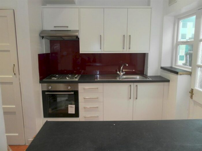 3 Bedroom Semi-Detached House To Rent In Quinton Road, Harborne, Birmingham, B17