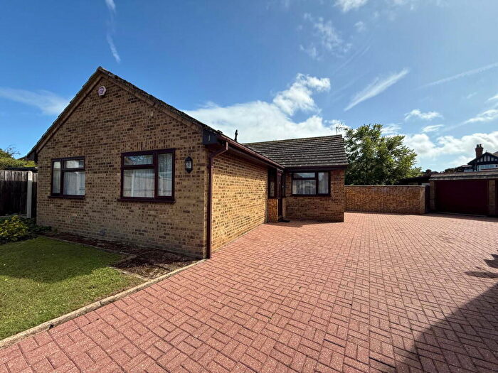3 Bedroom Detached Bungalow For Sale In Hiller Close, Broadstairs, CT10