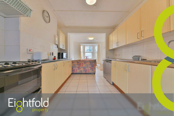 6 Bedroom Terraced House To Rent In Bentham Road, Brighton, BN2